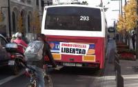 Autobus solidaridad con Amadeu Casellas.