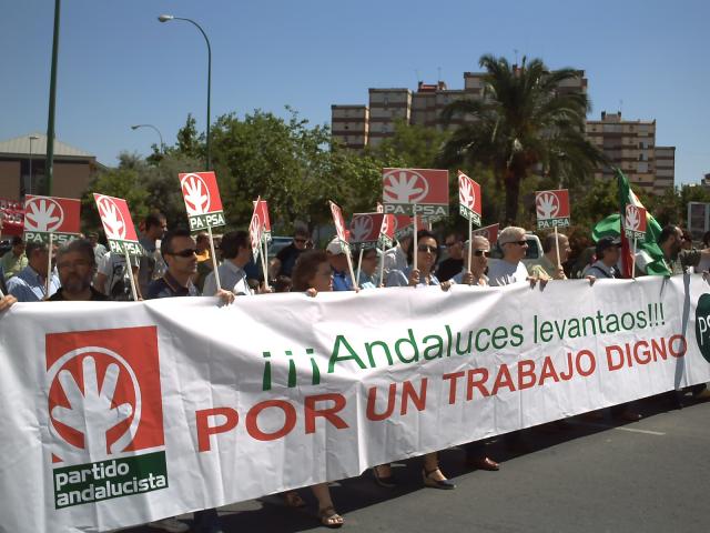 Manifestación en Sevilla: 1º de Mayo. Contra el Paro y la Precariedad. Huelga General + fotos (pict0714.jpg)